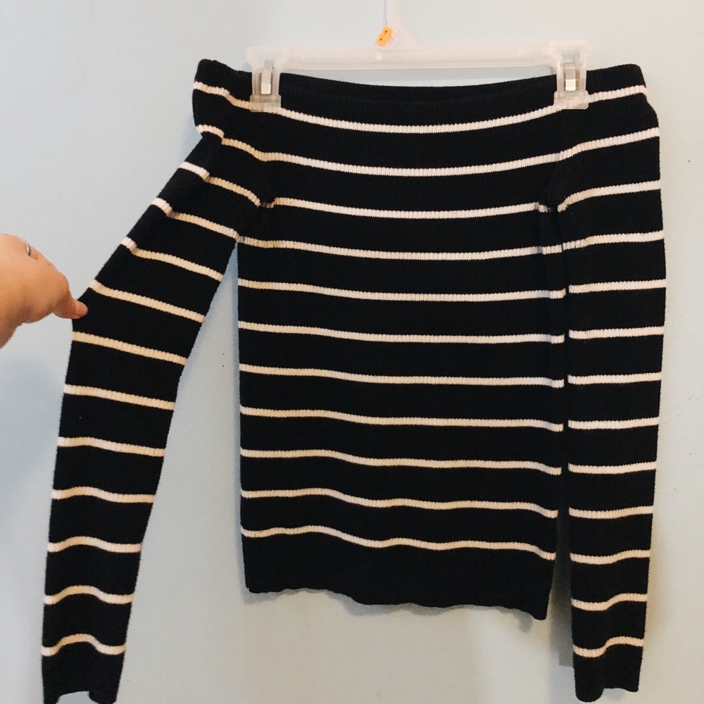 AE long sleeve ribbed knit off the shoulder top